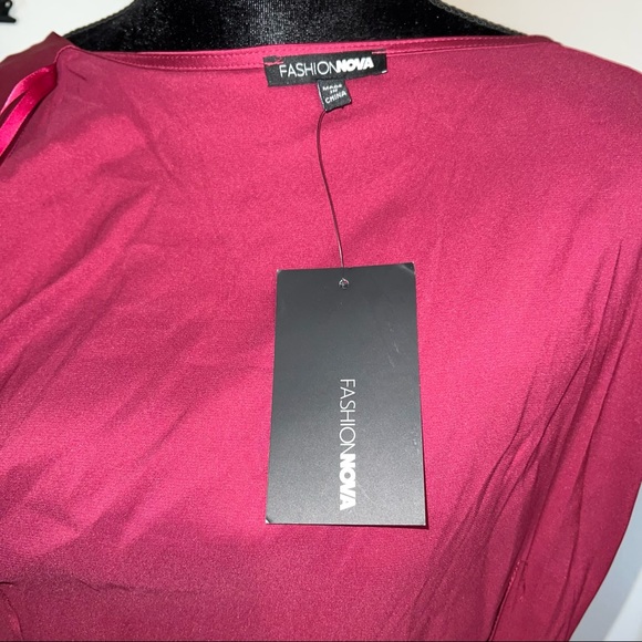 Satin mini burgundy dress - Picture 10 of 11